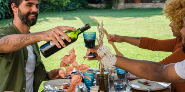 Comment choisir un vin pour un dîner improvisé entre amis