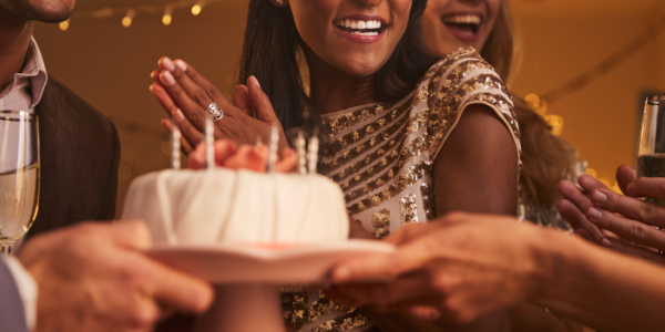 Comment choisir le bon champagne pour célébrer un anniversaire ?